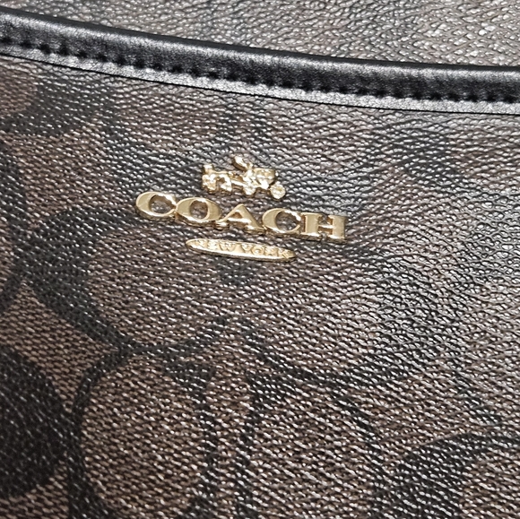 Coach Signature Crossbody Bag โ Black C Print โ Adjustable Strap - Picture 5 of 6